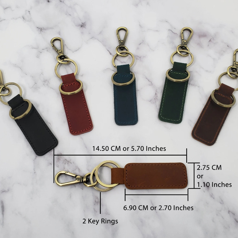 Long-lasting leather keychain, built to withstand daily wear and tear